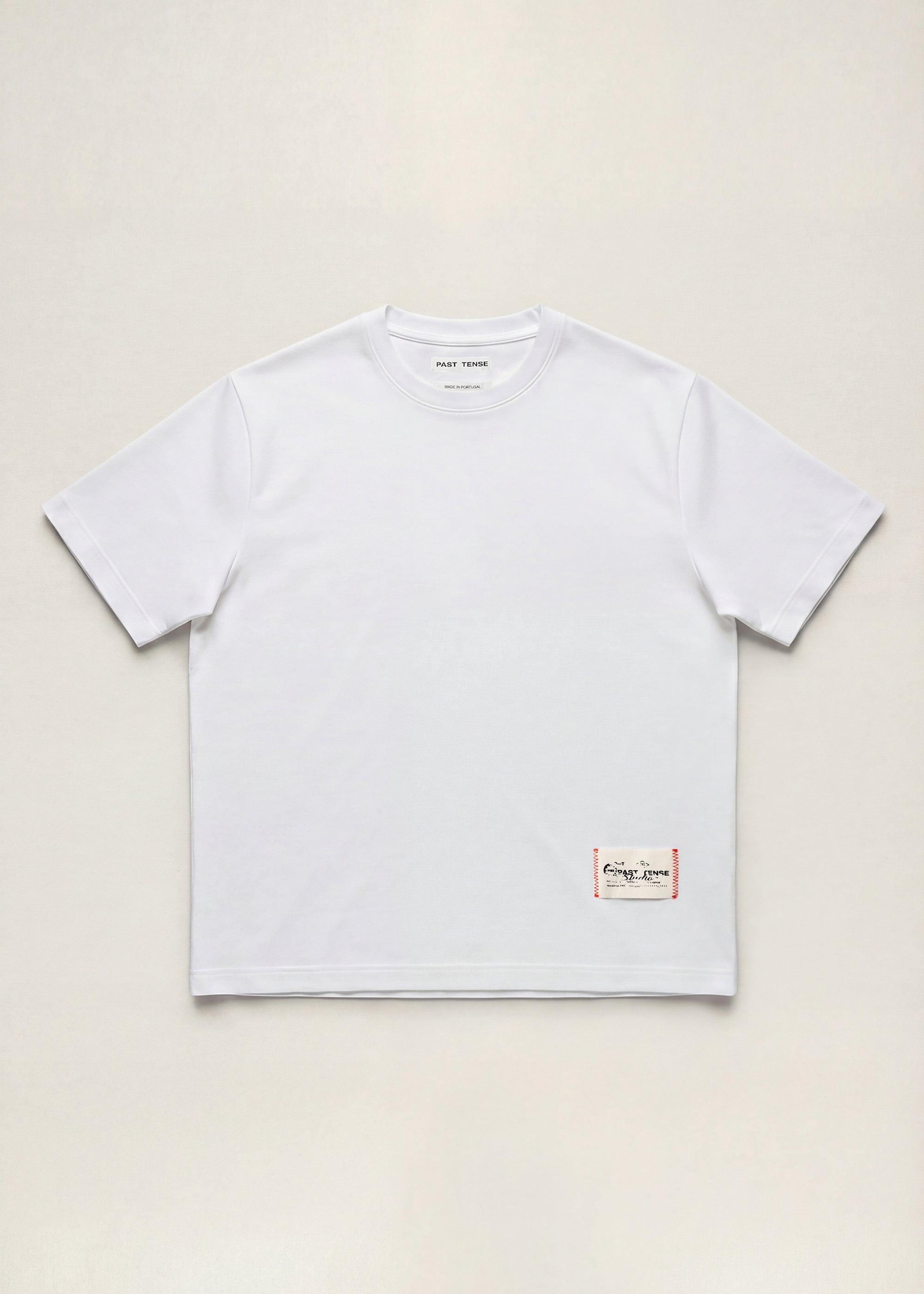 Label T-shirt - White – Past Tense